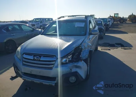 2014 Subaru Outback 2.5I Limited z USA, uszkodzony, nr VIN 4S4BRBLC9E3289705